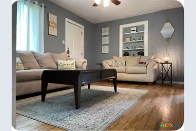 284 Perryman Street, New Braunfels, TX 78130 - Photo 2