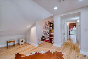 123 Bowie Trail, Luling, TX 78648 - Photo 28