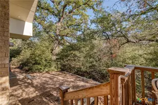 123 Bowie Trail, Luling, TX 78648 - Photo 34