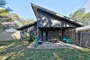 937 Sundance St, New Braunfels, TX 78130 - Photo 24