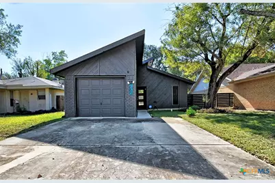 937 Sundance Street, New Braunfels, TX 78130 - Photo 2