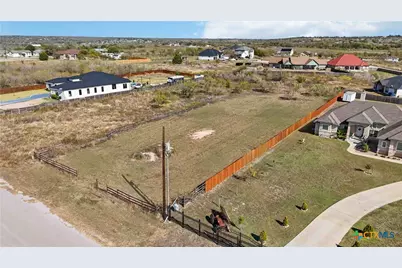 154 Burrobrush Street, Niederwald, TX 78640 - Photo 6