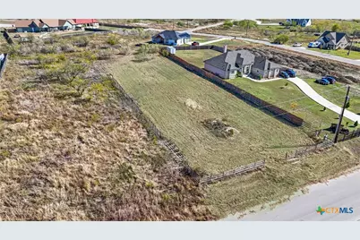 154 Burrobrush Street, Niederwald, TX 78640 - Photo 2