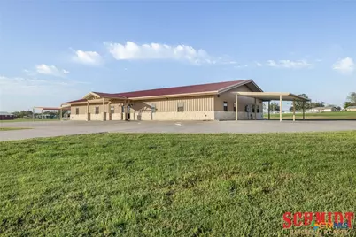 2719 Church Street, Gonzales, TX 78629 - Photo 6