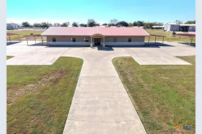 2719 Church Street, Gonzales, TX 78629 - Photo 4