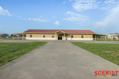 2719 Church Street, Gonzales, TX 78629 - Photo 2