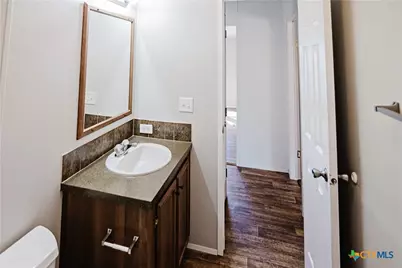 204 W Texas Street, Cuero, TX 77954 - Photo 20