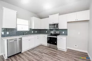 544 Buckskin Dr, Palacios, TX 77465 - Photo 18