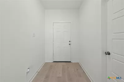 1916 Meridian Loop, Temple, TX 76504 - Photo 6