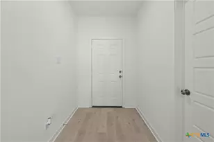 1916 Meridian Loop, Temple, TX 76504 - Photo 6