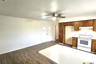 105 Santa Clara St, Cibolo, TX 78108 - Photo 2