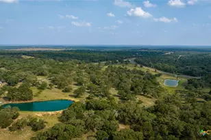 190 Turnaround Rd, Seguin, TX 78155 - Photo 4