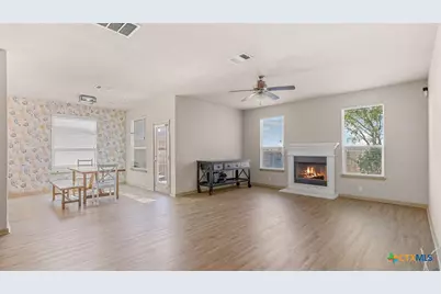 843 Avery Parkway, New Braunfels, TX 78130 - Photo 4