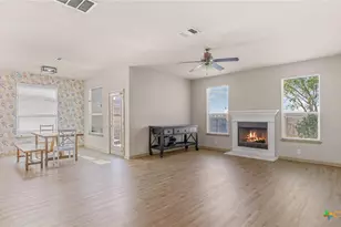 843 Avery Pkwy, New Braunfels, TX 78130 - Photo 4