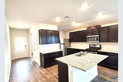 181 Harley Hay, Cibolo, TX 78108 - Photo 2