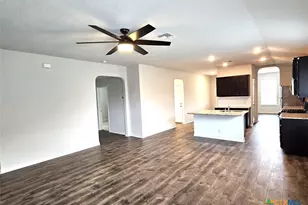 181 Harley Hay, Cibolo, TX 78108 - Photo 6