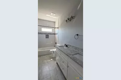 517 Lazy Oak Lane, La Vernia, TX 78121 - Photo 8