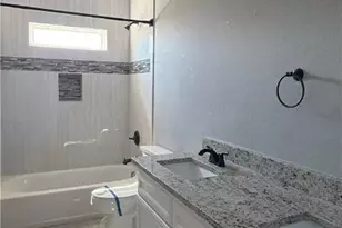 517 Lazy Oak Ln, La Vernia, TX 78121 - Photo 8