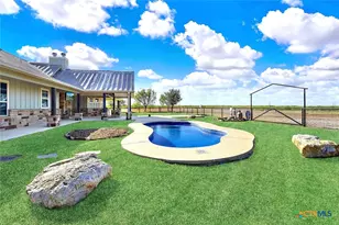 3498 Co Rd 215, Falls City, TX 78113 - Photo 28