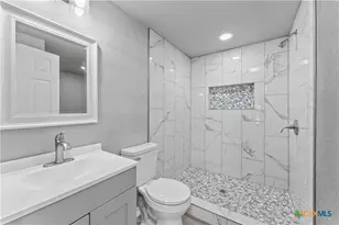 808 Carter St, Killeen, TX 76541 - Photo 16