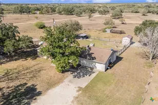 2892 W Fm 884, Yorktown, TX 78164 - Photo 2