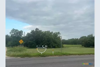 104 W Curry Street, Florence, TX 76527 - Photo 2