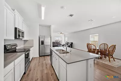 141 Rowdy Yates Way, Jarrell, TX 76537 - Photo 6