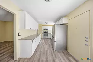 3300 Lake Travis Ave, Killeen, TX 76543 - Photo 10