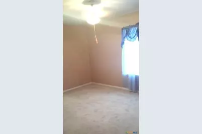 910 E Avenue I, Lampasas, TX 76550 - Photo 18