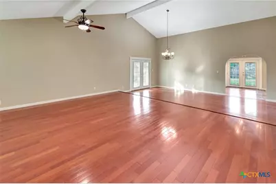 608 Chimney Rock Drive, Victoria, TX 77904 - Photo 2