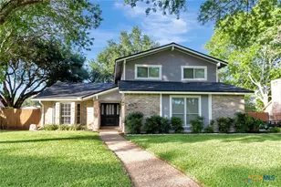 608 Chimney Rock Dr, Victoria, TX 77904 - Photo 1