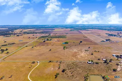 332 - 1 Fm 2438, Seguin, TX 78155 - Photo 14