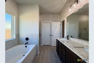 2566 Settlers Oak Drive, Belton, TX 76513 - Photo 18