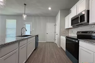 2570 Settlers Oak Dr, Belton, TX 76513 - Photo 12