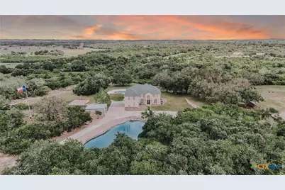 194 Panorama Lane, Victoria, TX 77905 - Photo 6