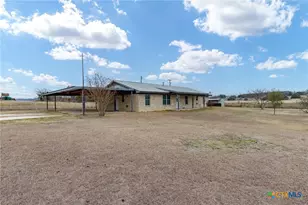 325 Branson Ln, Gatesville, TX 76528 - Photo 2