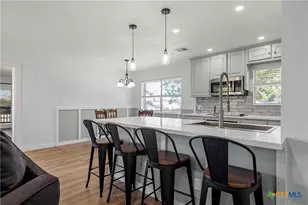 5307 E Lakeshore Dr, Belton, TX 76513 - Photo 8