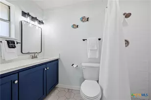 5307 E Lakeshore Dr, Belton, TX 76513 - Photo 16