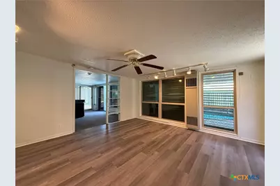 2221 McPherson Drive, Port Lavaca, TX 77979 - Photo 16