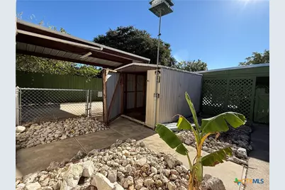 2221 McPherson Drive, Port Lavaca, TX 77979 - Photo 40