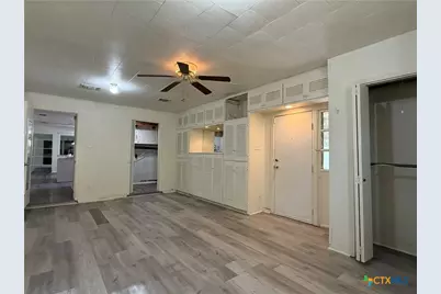 2221 McPherson Drive, Port Lavaca, TX 77979 - Photo 32