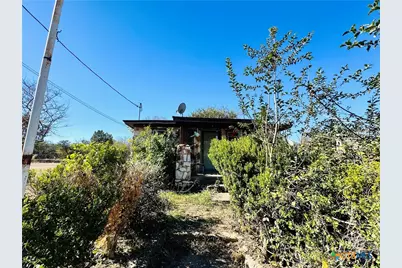 440 Peace Avenue, New Braunfels, TX 78130 - Photo 2