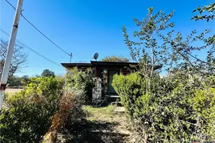 440 Peace Ave, New Braunfels, TX 78130 - Photo 2