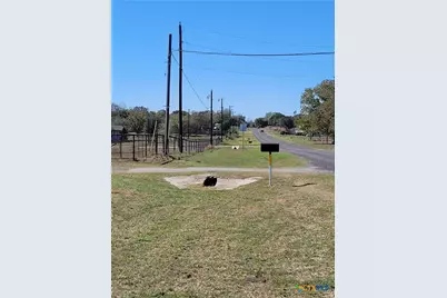 226 Fm 1107, Stockdale, TX 78160 - Photo 4