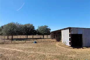 226 Fm 1107, Stockdale, TX 78160 - Photo 8