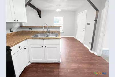 410 Mayborn Drive, Temple, TX 76501 - Photo 8