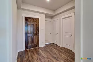 2418 White Daisy Hl, Converse, TX 78109 - Photo 2