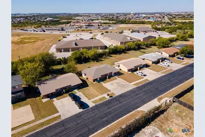 3327 Chisholm Trail, Killeen, TX 76542 - Photo 2
