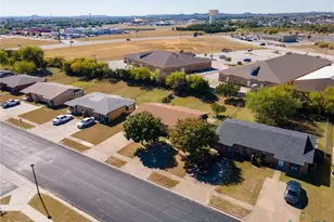 3321 Chisholm Trail, Killeen, TX 76542 - Photo 2