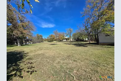 102 E Main Street, Gatesville, TX 76528 - Photo 24